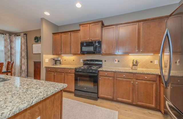 5793 Napa Valley Dr, Smyrna, TN 37167