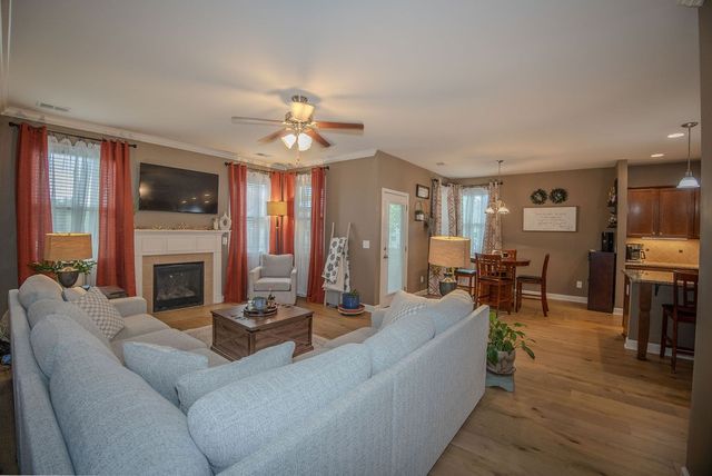 5793 Napa Valley Dr, Smyrna, TN 37167