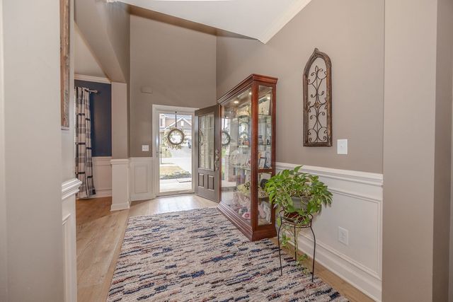 5793 Napa Valley Dr, Smyrna, TN 37167