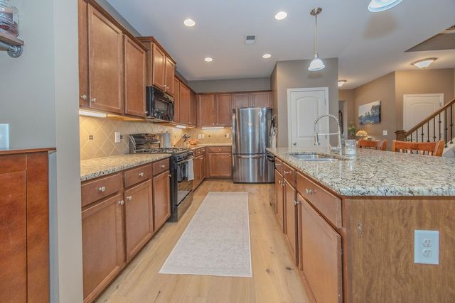 5793 Napa Valley Dr, Smyrna, TN 37167