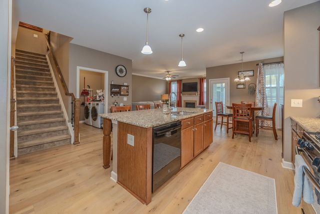 5793 Napa Valley Dr, Smyrna, TN 37167