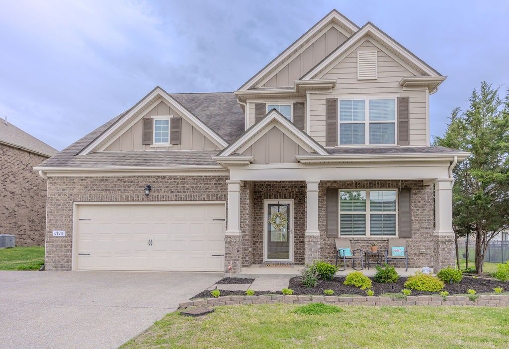 5793 Napa Valley Dr, Smyrna, TN 37167