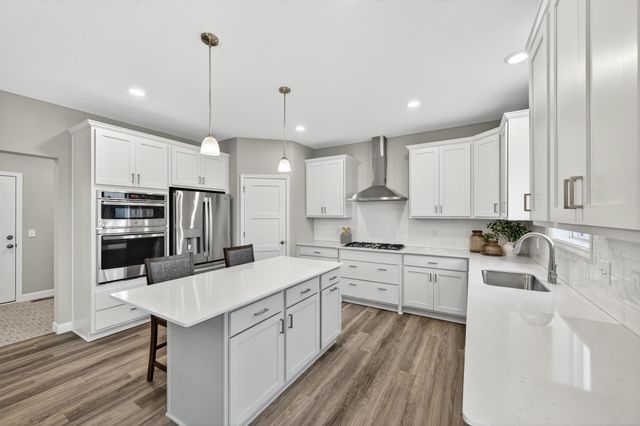 2627 Arbor Drive, Buffalo, MN 55313