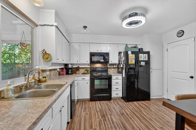 224 Hudson Avenue, Crowley, TX 76036