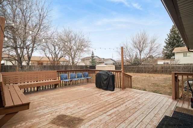 4508 FONTENELLE CIR, Cheyenne, WY 82009