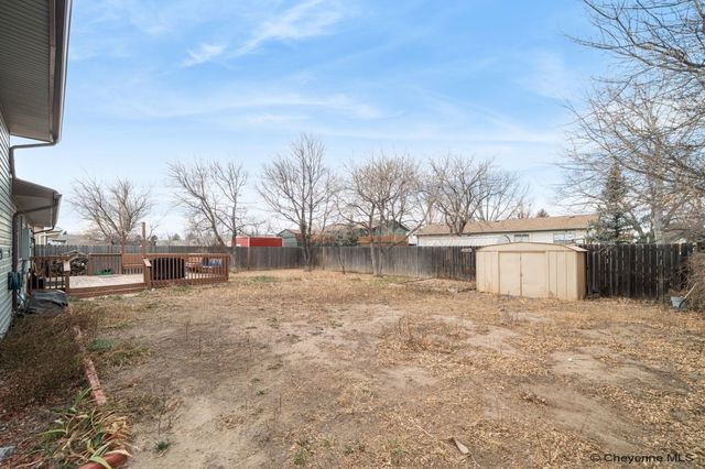 4508 FONTENELLE CIR, Cheyenne, WY 82009