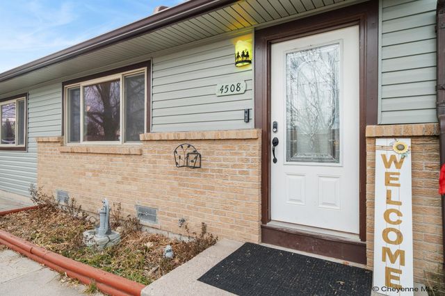 4508 FONTENELLE CIR, Cheyenne, WY 82009