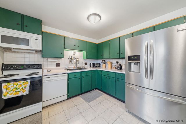 4508 FONTENELLE CIR, Cheyenne, WY 82009