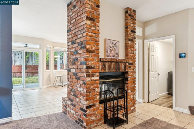 2099 Marshall Road, Vacaville, CA 95687