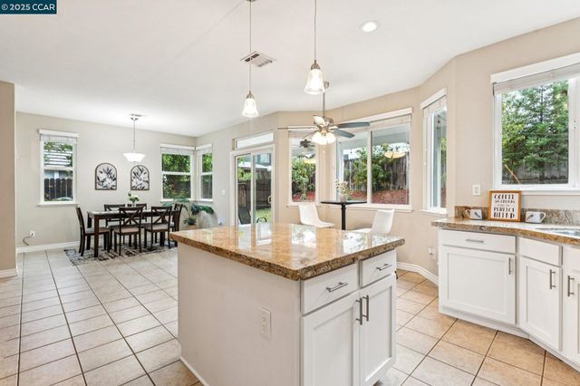 2099 Marshall Road, Vacaville, CA 95687