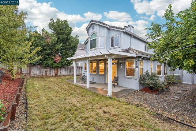 2099 Marshall Road, Vacaville, CA 95687