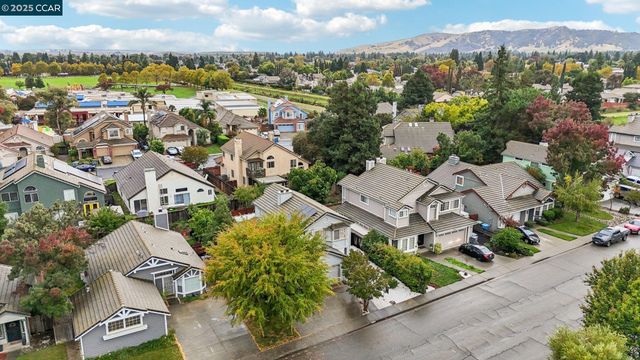 2099 Marshall Road, Vacaville, CA 95687