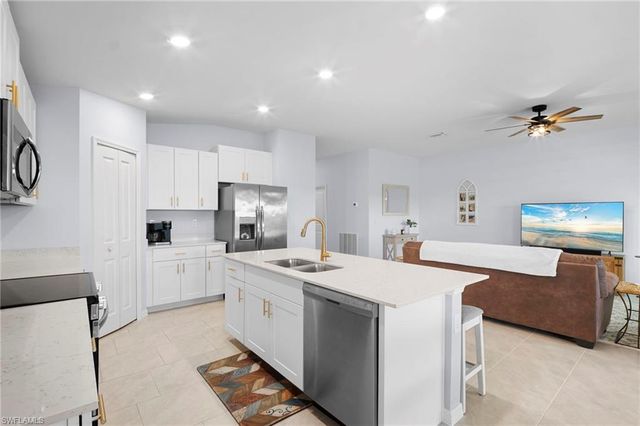 17741 paradiso WAY, North Fort Myers, FL 33917