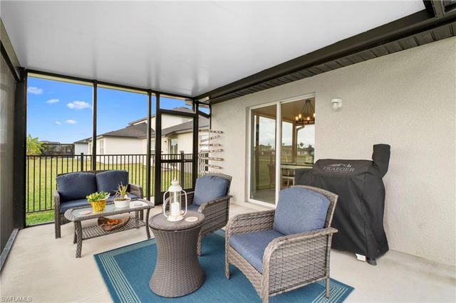 17741 paradiso WAY, North Fort Myers, FL 33917