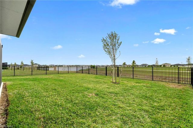 17741 paradiso WAY, North Fort Myers, FL 33917