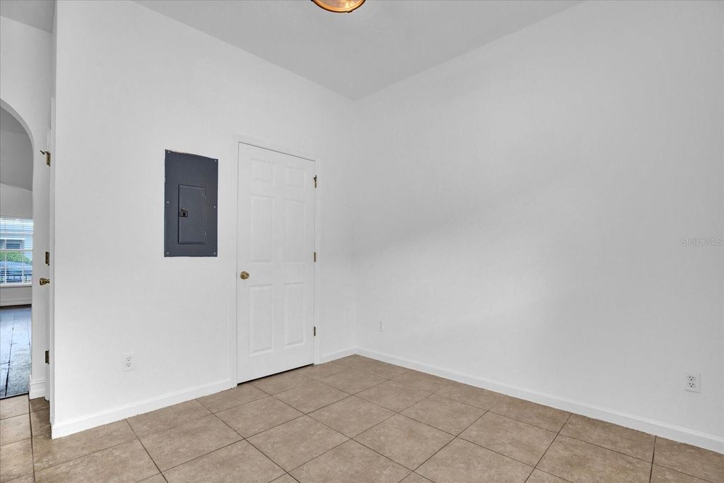 Image 12 of property listing at 16130 OLD ASH LOOP, Orlando, FL 32828