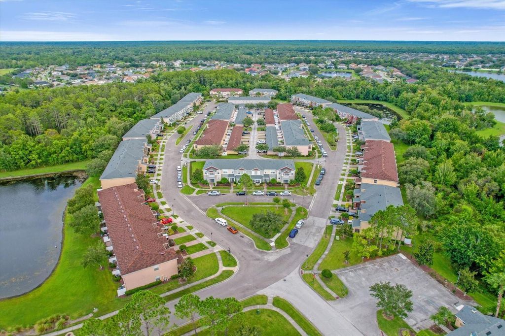 Image 25 of property listing at 16130 OLD ASH LOOP, Orlando, FL 32828