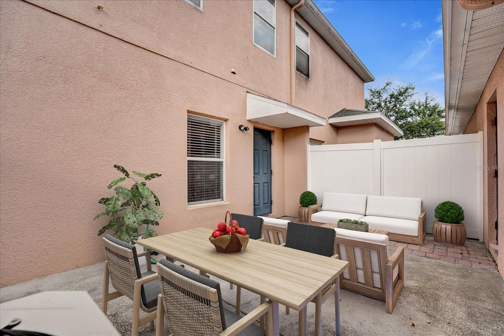 Image 28 of property listing at 16130 OLD ASH LOOP, Orlando, FL 32828