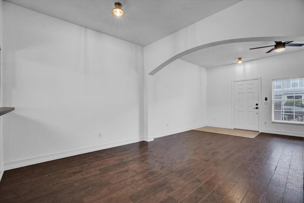 Image 6 of property listing at 16130 OLD ASH LOOP, Orlando, FL 32828