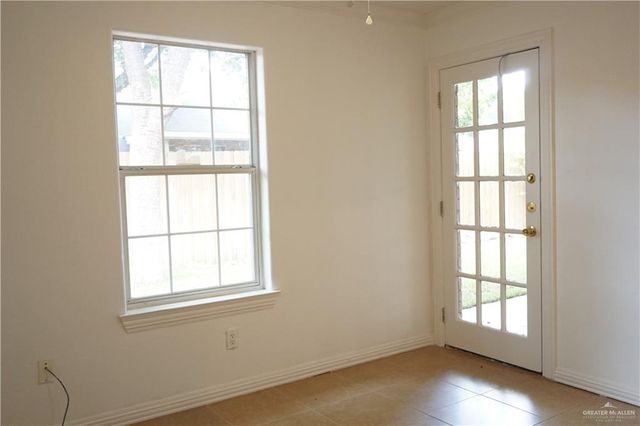 421 E Redbud Avenue, Mcallen, TX 78504