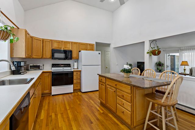 30 Grant Breen Drive, Mashpee, MA 02649