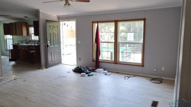 427 CHOCTAW RD, Jefferson, TX 75657