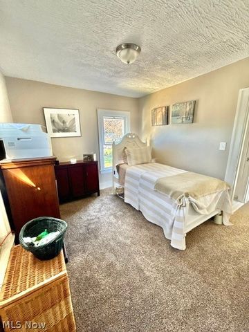 761 W Wood Street, Lowellville, OH 44436