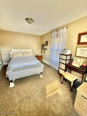 761 W Wood Street, Lowellville, OH 44436