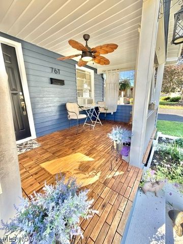 761 W Wood Street, Lowellville, OH 44436