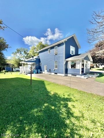 761 W Wood Street, Lowellville, OH 44436