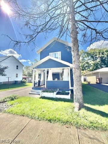 761 W Wood Street, Lowellville, OH 44436