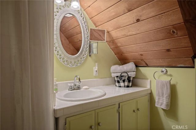 831 Nadelhorn, Lake Arrowhead, CA 92352