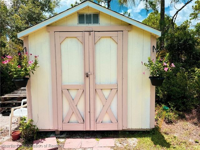 3216 Locust Avenue, Lake Placid, FL 33852