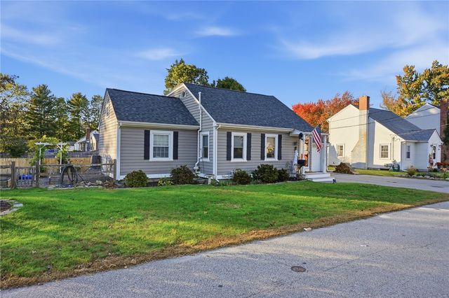 99 George Arden Avenue, Warwick, RI 02886