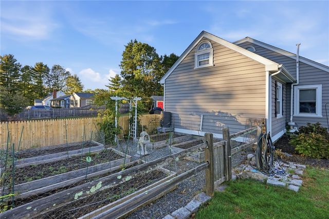 99 George Arden Avenue, Warwick, RI 02886