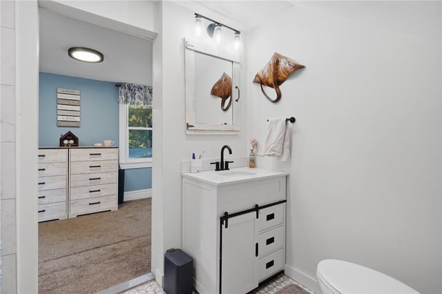 99 George Arden Avenue, Warwick, RI 02886