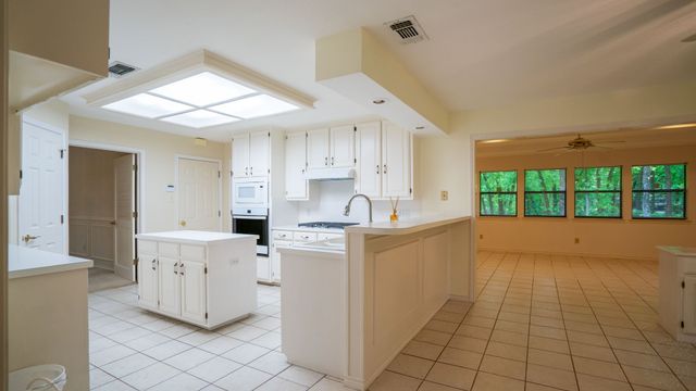 6520 Fall Creek Highway, Granbury, TX 76049