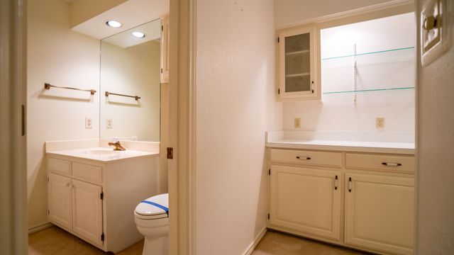 6520 Fall Creek Highway, Granbury, TX 76049