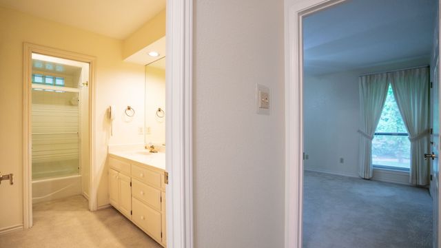 6520 Fall Creek Highway, Granbury, TX 76049