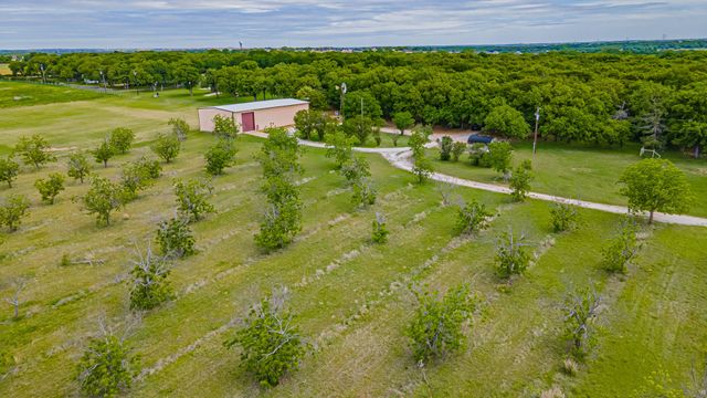 6520 Fall Creek Highway, Granbury, TX 76049