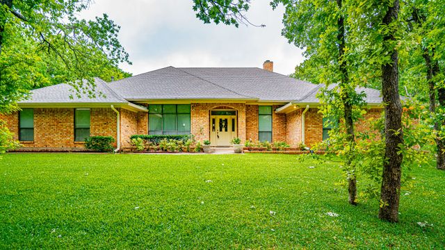 6520 Fall Creek Highway, Granbury, TX 76049