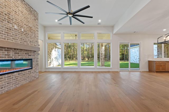 25061 Seguin Trail, Montgomery, TX 77316