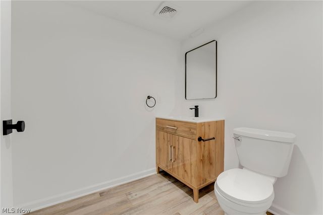 33065 Arlesford Drive, Solon, OH 44139