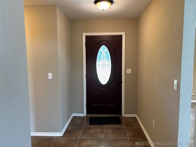 67 Magnolia Drive, Lone Grove, OK 73401
