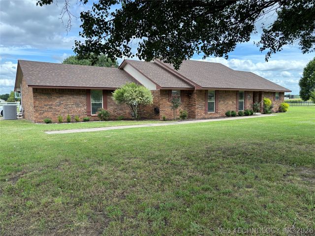 67 Magnolia Drive, Lone Grove, OK 73401
