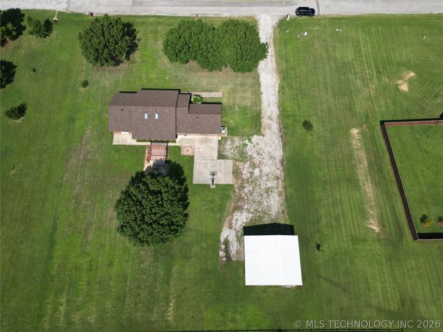 67 Magnolia Drive, Ardmore, OK 73401