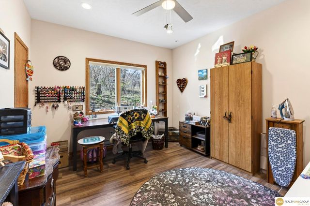 9678 Oak Valley Road, Blair, NE 68008