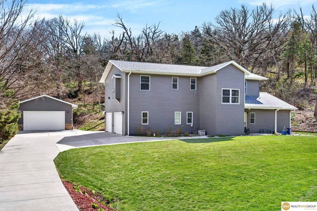 9678 Oak Valley Road, Blair, NE 68008