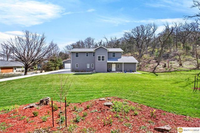 9678 Oak Valley Road, Blair, NE 68008