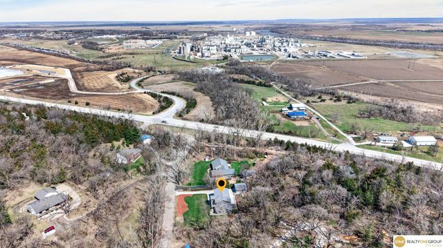 9678 Oak Valley Road, Blair, NE 68008
